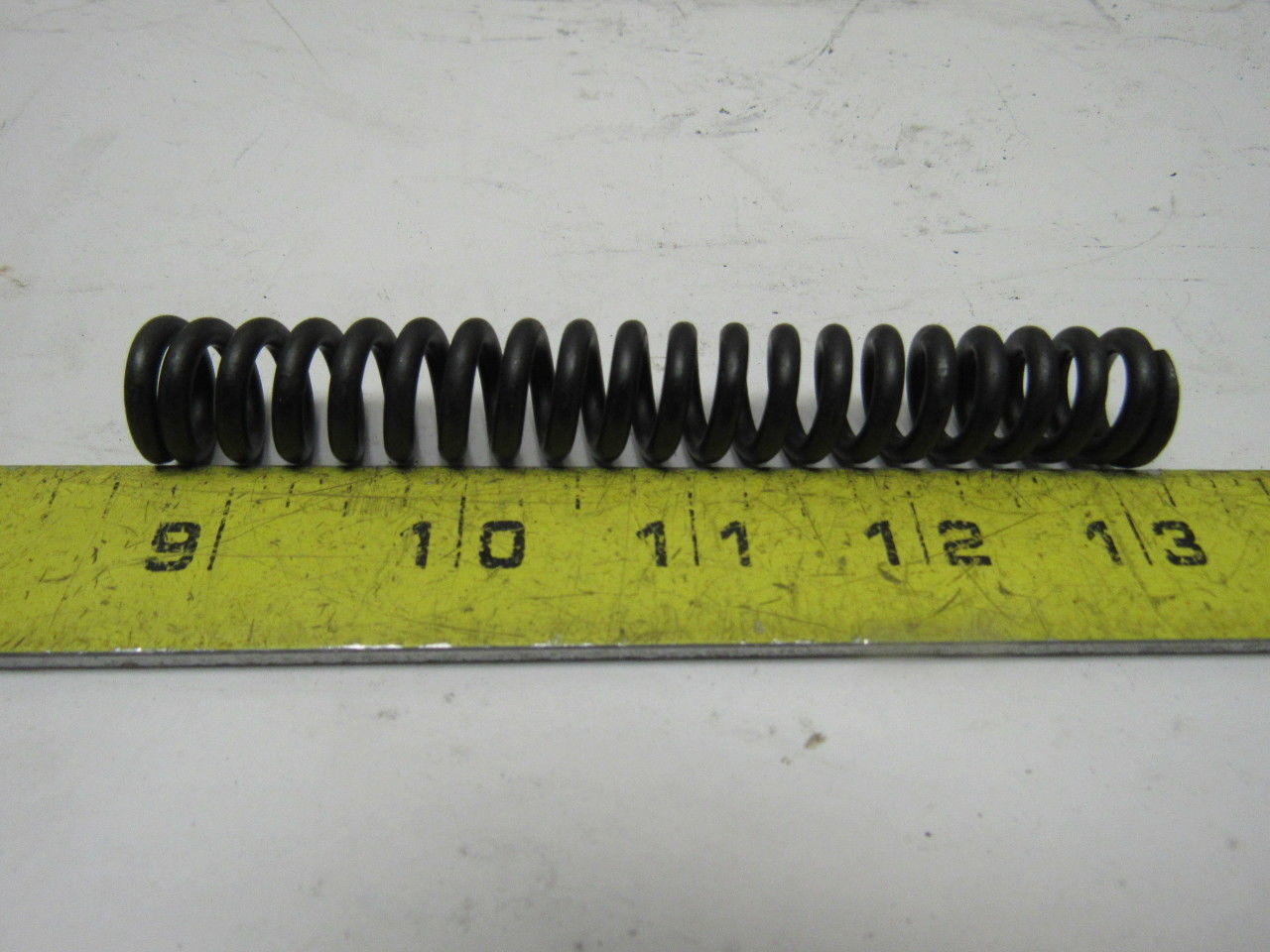 WW Sly CO. 0-208-A-8 Spring 4-1/2" L 11/16" OD 0.129" Wire 0.404" ID Lot Of 100