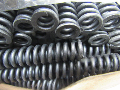 WW Sly CO. 0-208-A-8 Spring 4-1/2" L 11/16" OD 0.129" Wire 0.404" ID Lot Of 100