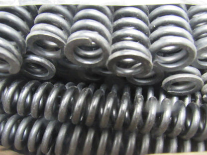 WW Sly CO. 0-208-A-8 Spring 4-1/2" L 11/16" OD 0.129" Wire 0.404" ID Lot Of 100