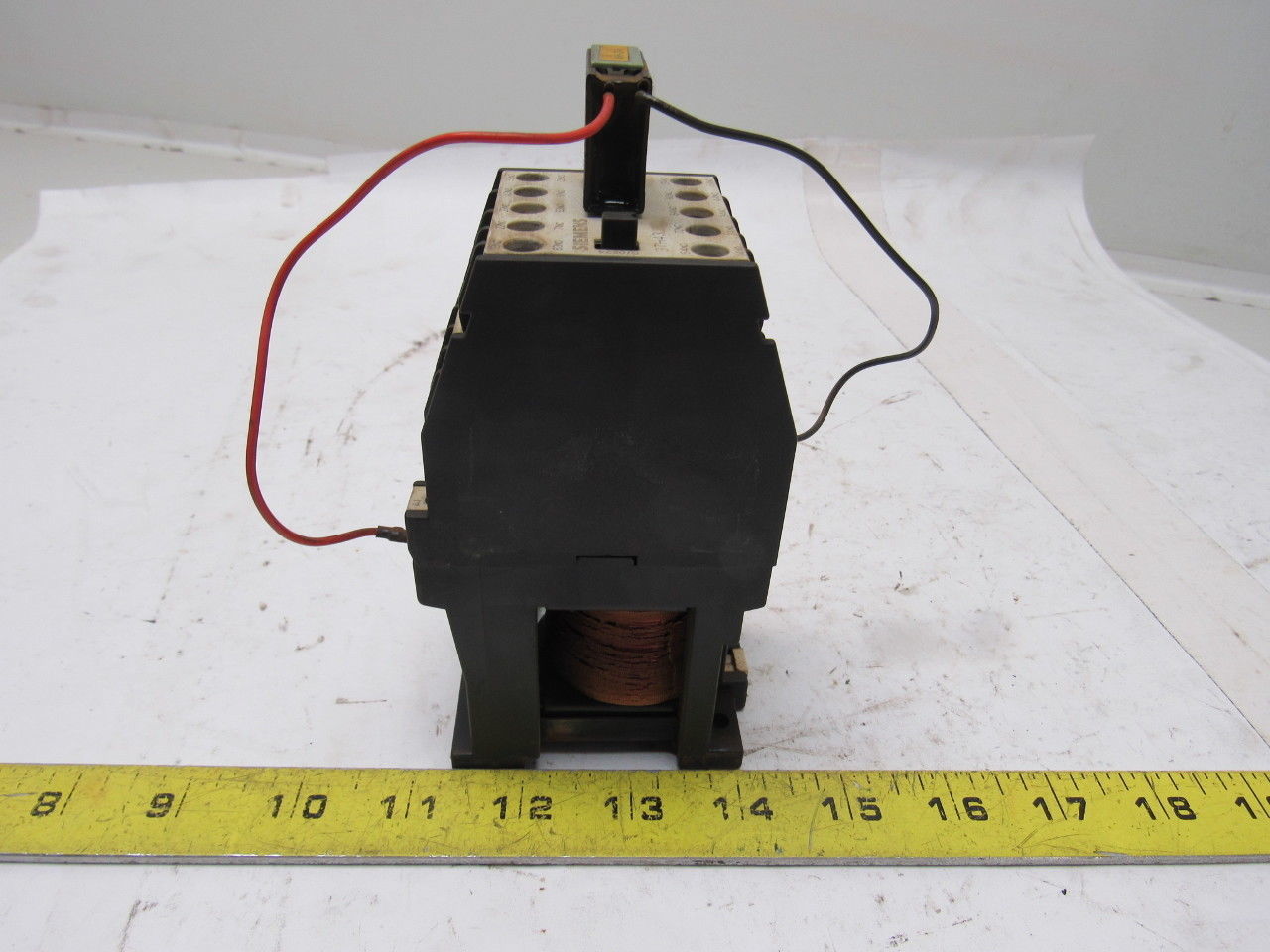 Siemens 3TH43 3TH4382-0B 690V 8NO 2NC Contactor 24V Coil