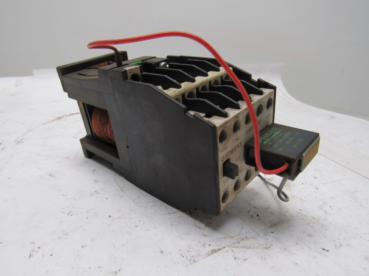 Siemens 3TH43 3TH4382-0B 690V 8NO 2NC Contactor 24V Coil