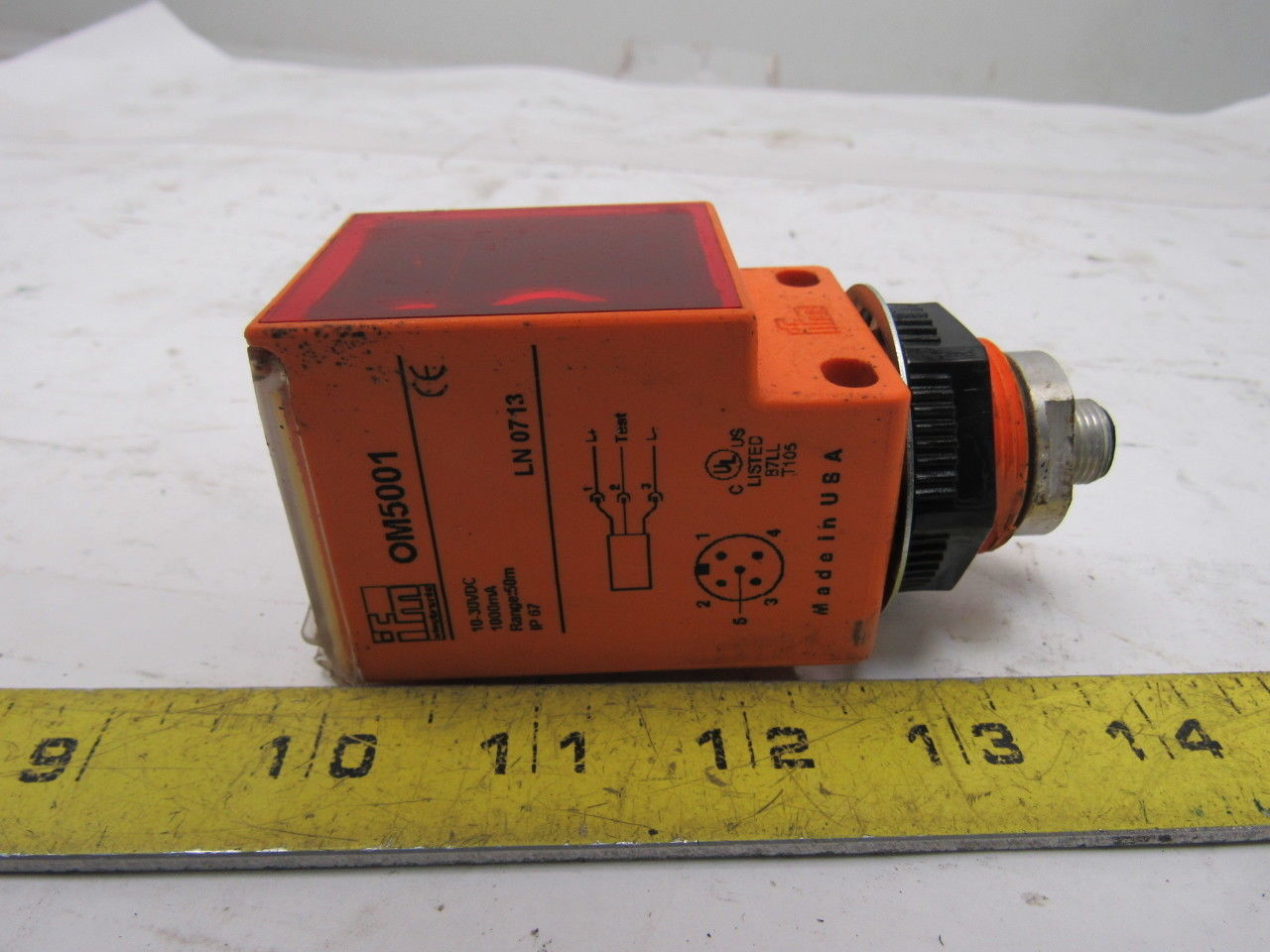 IFM OM5001 10-30VDC 50M Adjustable Photoelectric Sensor Lot Of 2