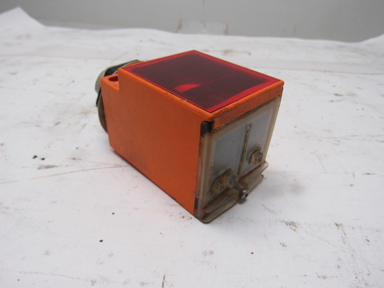IFM OM5001 10-30VDC 50M Adjustable Photoelectric Sensor Lot Of 2