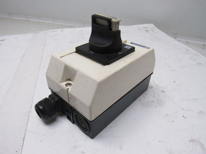 Telemecanique V02 10A Switch W/Aux Contacts & Enclosure
