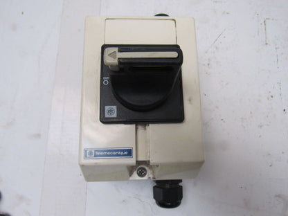Telemecanique V02 10A Switch W/Aux Contacts & Enclosure