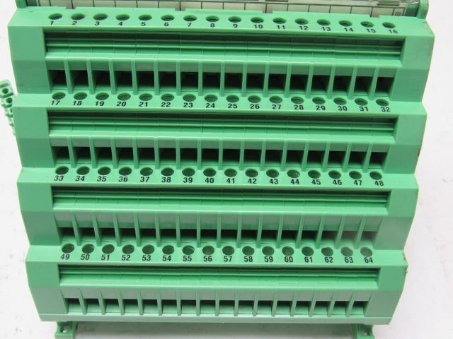 PHOENIX CONTACT InterBus 2754370 IB STME 24 DO 32/2 Out Put Relay Module