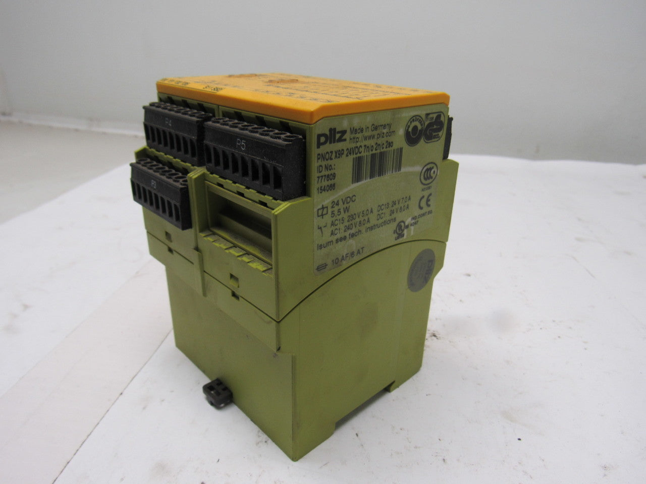 Pilz PNOZ X9P 777609 24 VDC 7 N/O 2 N/C 2SO Safety Relay Module