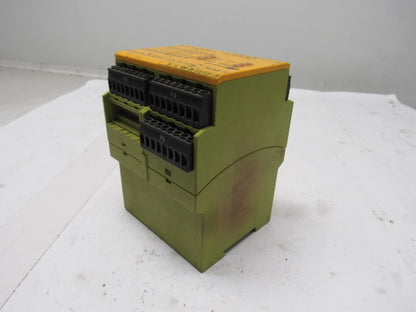 Pilz PNOZ X9P 777609 24 VDC 7 N/O 2 N/C 2SO Safety Relay Module