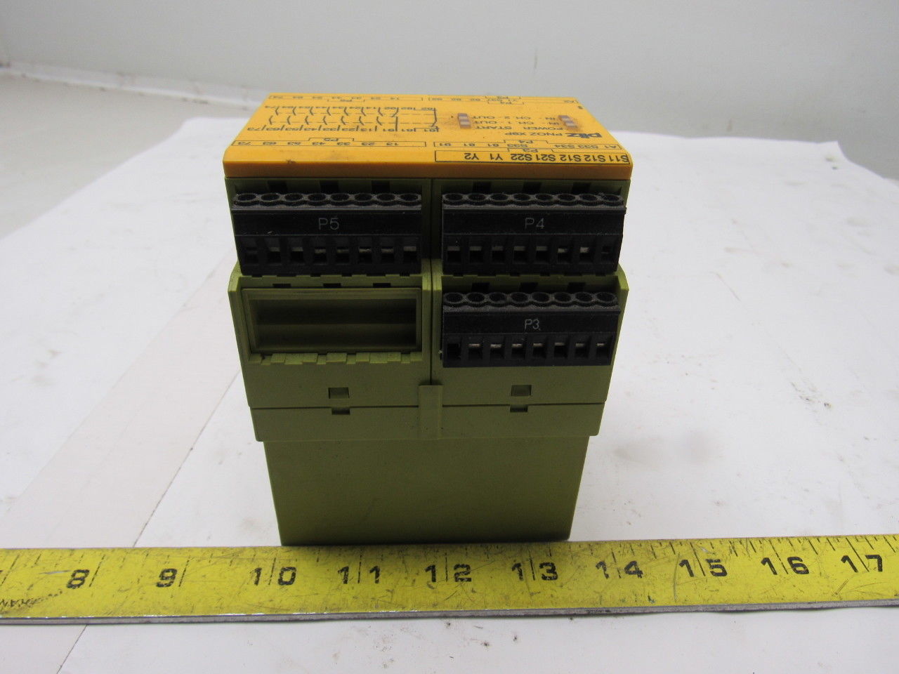 Pilz PNOZ X9P 777609 24 VDC 7 N/O 2 N/C 2SO Safety Relay Module