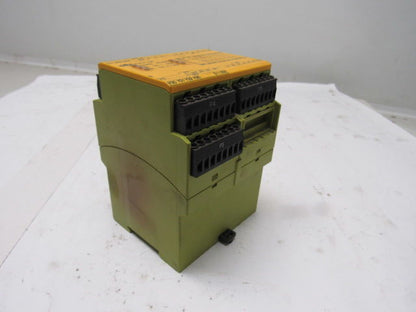 Pilz PNOZ X9P 777609 24 VDC 7 N/O 2 N/C 2SO Safety Relay Module