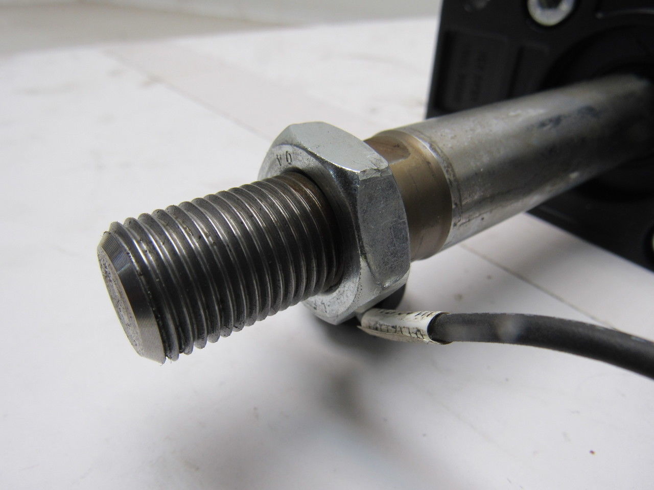 Parker P1D4L050MC-0200N1NNN 50mm Bore 20mm Stroke 10 Bar W/ Sensors