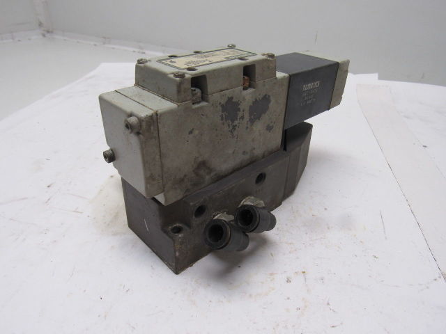 Numatics 13SA43AM056Y61 Pneumatic Air Solenoid Valve 24VDC W/manifold Block