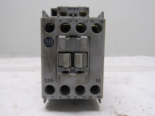 Allen Bradley 700-C09D*10 Ser A Contactor  24VDC Coil