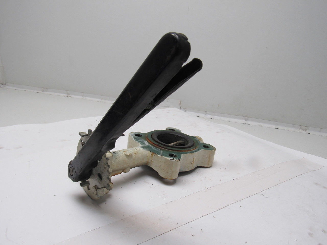Stockham LG712-BS3-EM 2-1/2" Lug Type Butterfly Valve W/Hand Lever Actuated