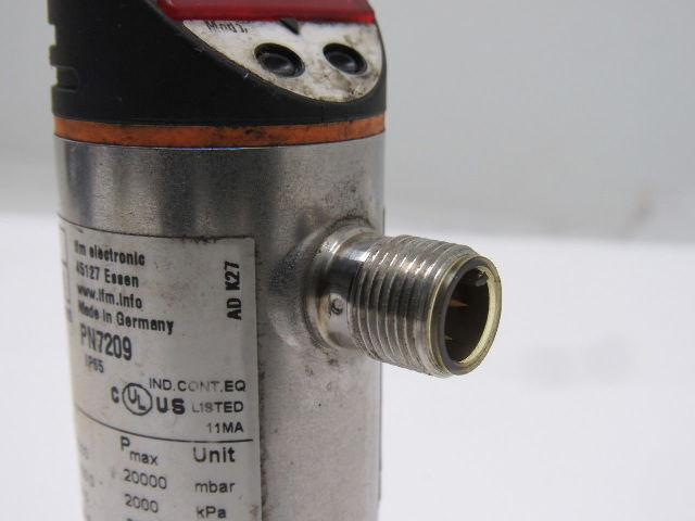 IFM Efector PN7209 Electronic Pressure Monitor 1/4" NPT 0-1450 psi