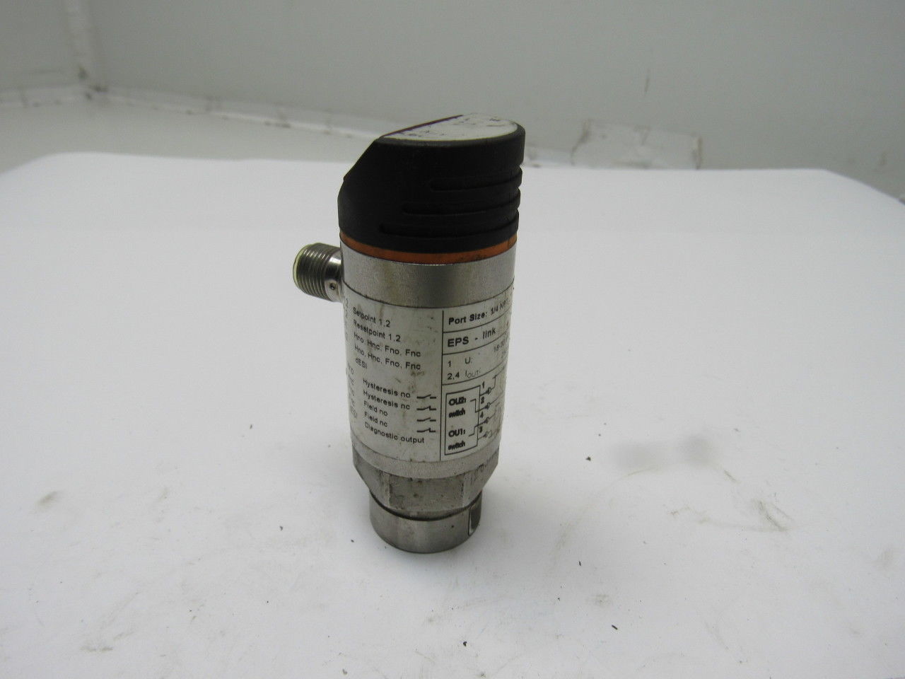 IFM Efector PN7209 Electronic Pressure Monitor 1/4" NPT 0-1450 psi
