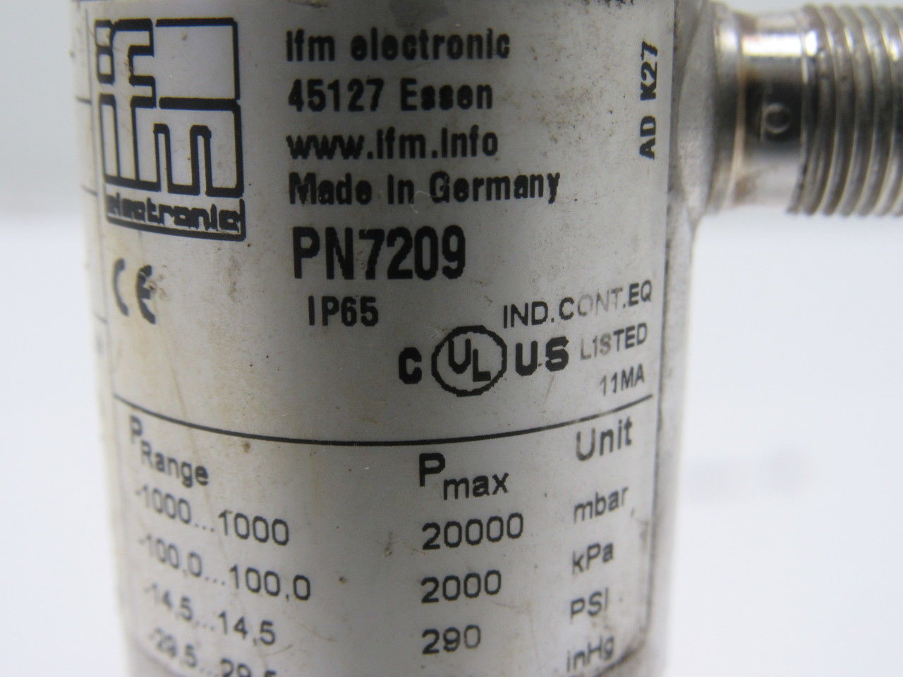 IFM Efector PN7209 Electronic Pressure Monitor 1/4" NPT 0-1450 psi