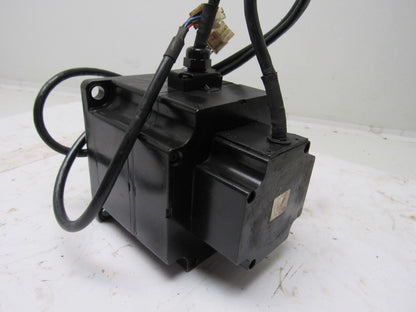 Yaskawa SGMP-08AWYR32 750W 200V 4.1A 2.39Nm 3000RPM Servo Motor