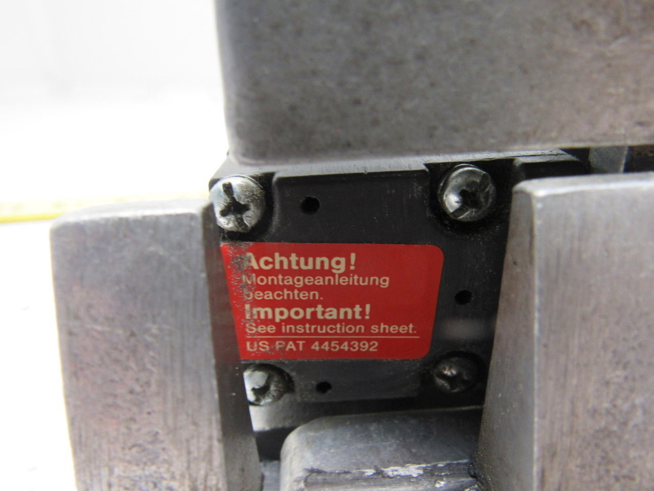 Euchner NZ1VZ-538 E Safety Interlock Switch W/ Door Handle Actuator