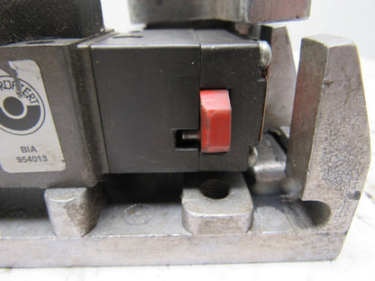 Euchner NZ1VZ-538 E Safety Interlock Switch W/ Door Handle Actuator