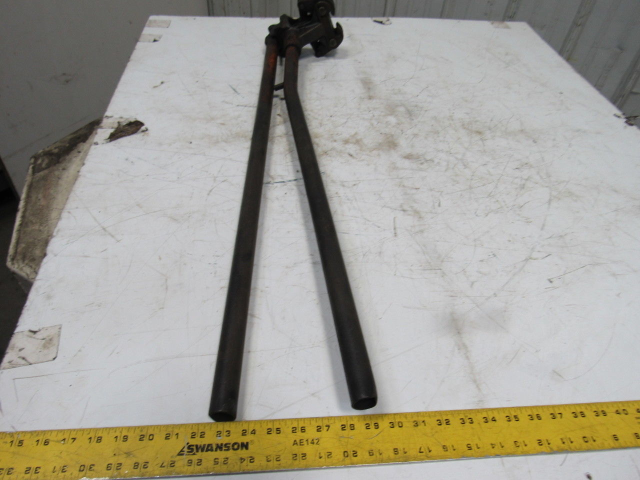 Acme Steel Company C 7A16 1-1/2" Steel Banding Seal Manual 90° Crimper