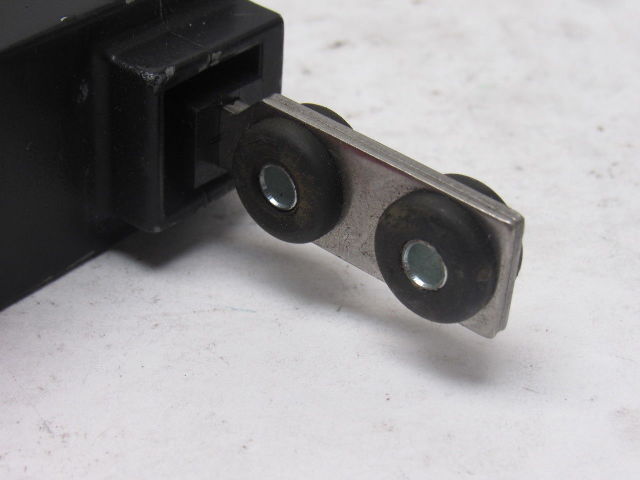 Allen Bradley 802F-E60M10-S7 Ser. A Mechanical Safety Interlock w/Key 300V 10A