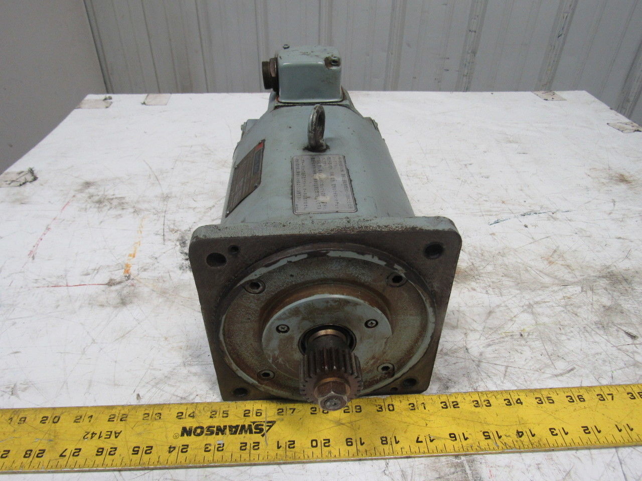Yaskawa Minertia UGMMEM-25AA1S 3000RPM 771/7710W 70.9V DC Motor
