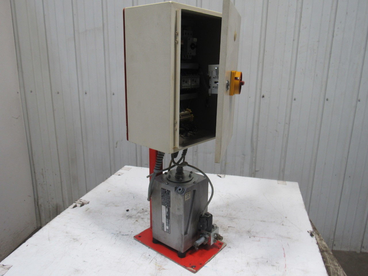 Hawe HC 24/1.1-B 1/400 WH1 D-11-X 205 Hydraulic Pump W/Control Box
