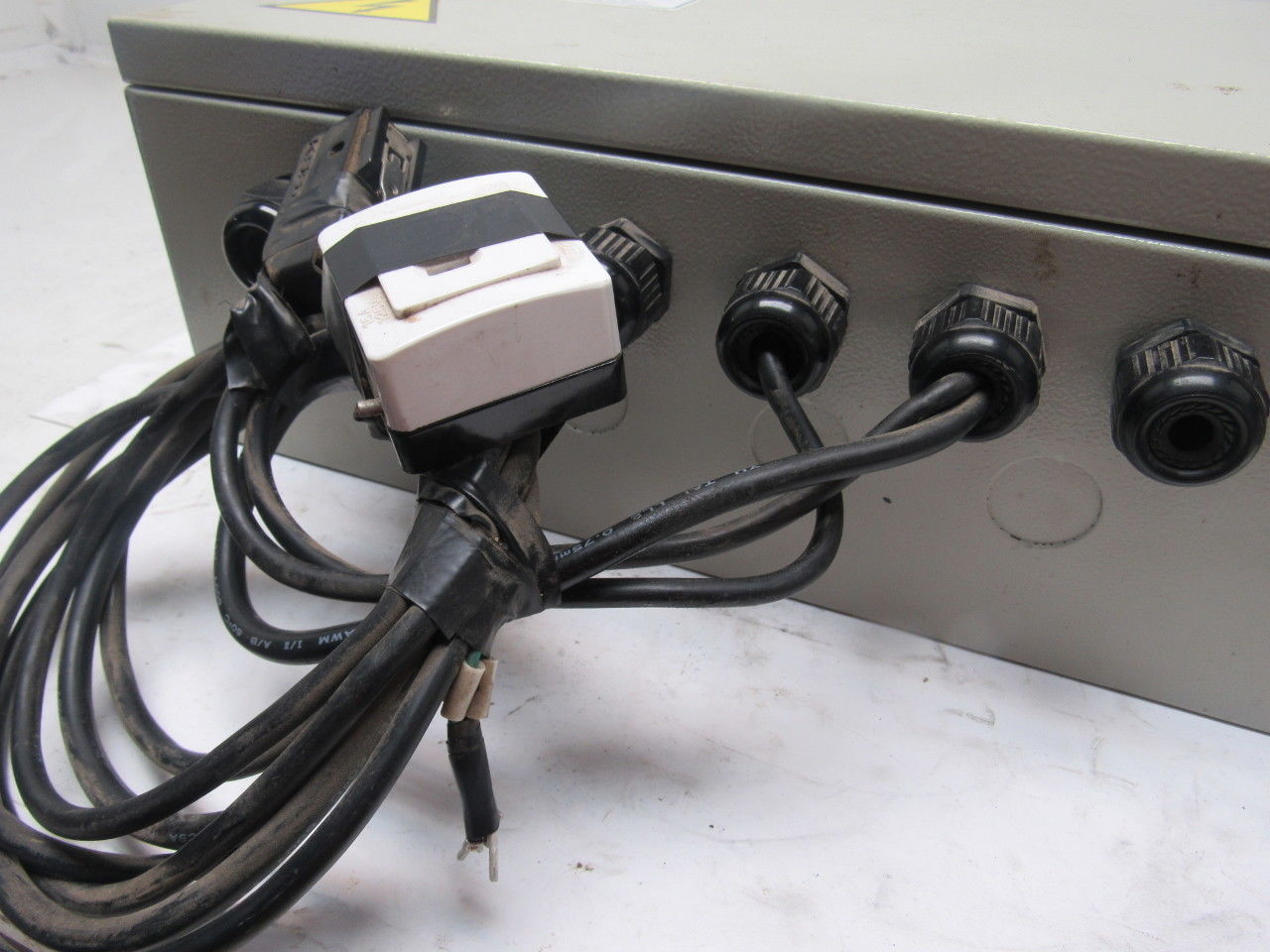 Yuh Farn YFR-303 TFR-303S 220V Soft Start Electrical Enclosure 110V Saw Control