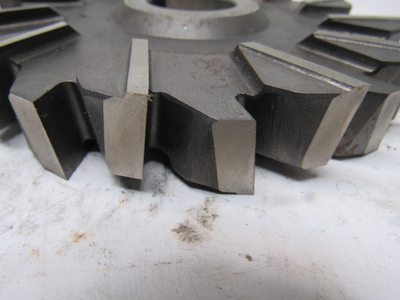 Niagara 6" x 7/8" x 1-1/4" Staggered Teeth Cross Cut Side Mill Slitting Blade