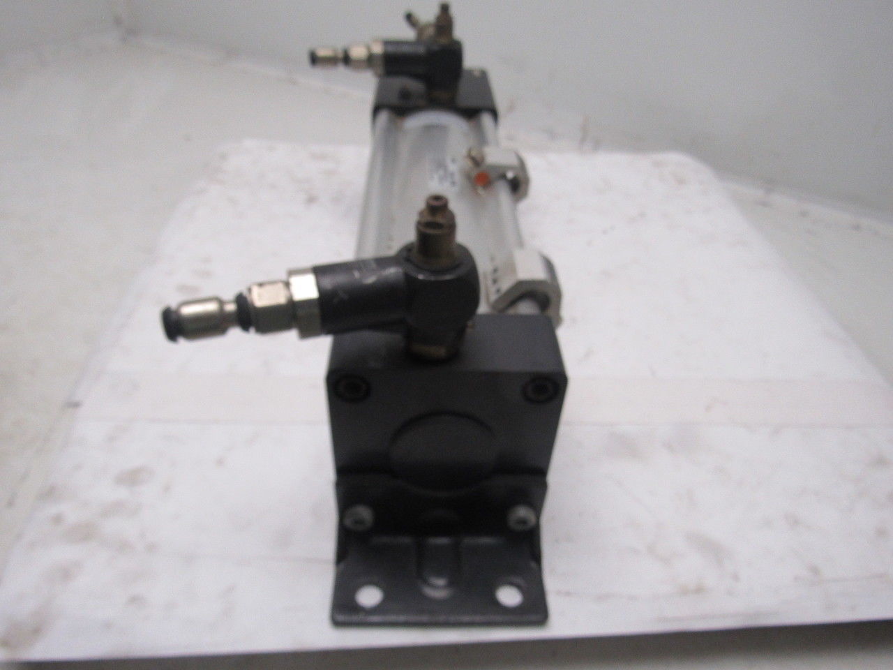 Parker 100CCBMPRLRS14MC 250.0 MPRL Rod Lock Pneumatic Air Cylinder 250mm Stroke
