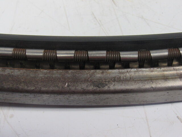Garlock Klozure 64x4467 Mill-Right Nitrile Oil Seal 40" Shaft 42" OD Model 64