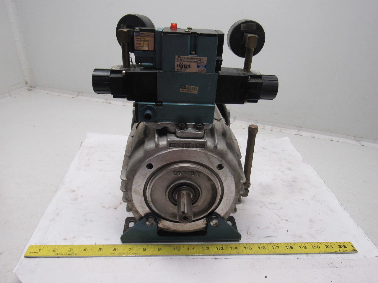 Force Control 1.5-1S1-H701 Pneumatic Clutch/Brake W/ Control Valve Regulator