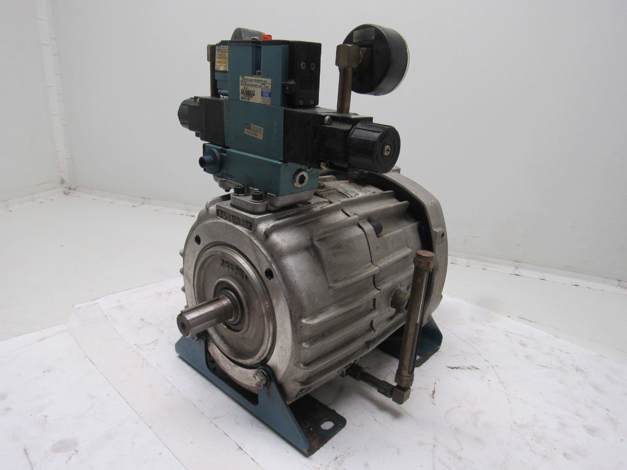 Force Control 1.5-1S1-H701 Pneumatic Clutch/Brake W/ Control Valve Regulator