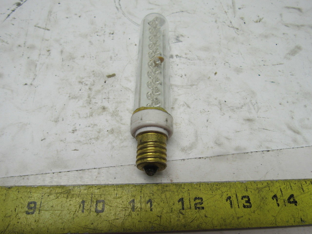 Sharlight CMM-9419U40-V50-E17 120V 60Hz LED Light Bulb