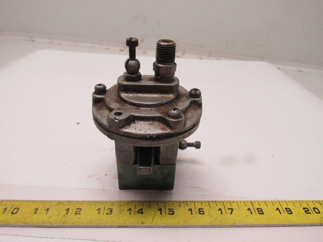 Allenair V-4 1/8" NPT 4 Way Lever Operated Poppet Valve