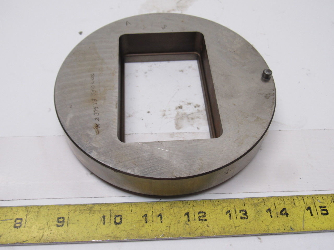 M 2.375x3.75x.006 Rectangular Cut Out Die 6" OD