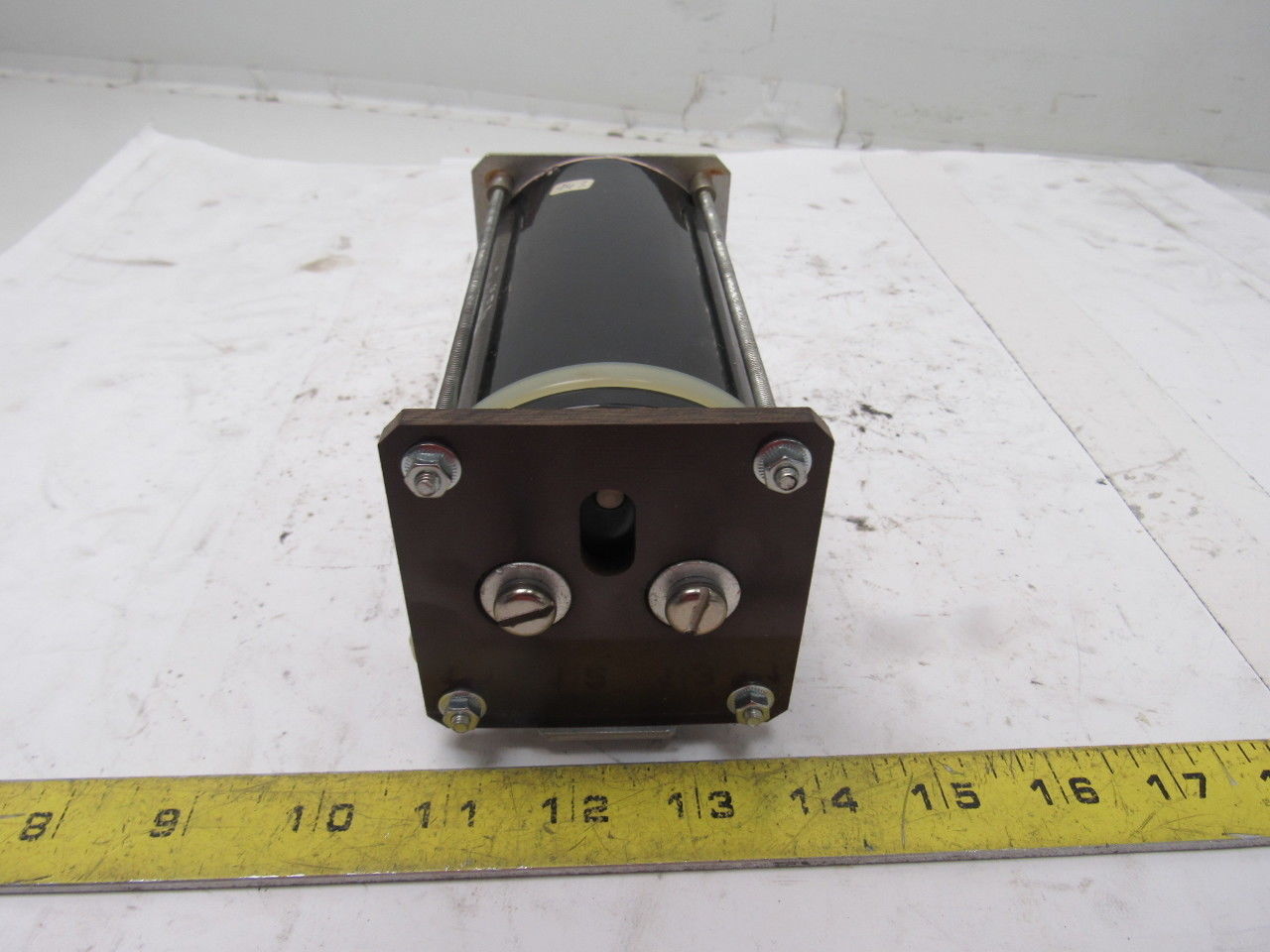 S+M B43564-S5338-M2 3300uF 450VDC Screw Terminal Capacitor With Mount