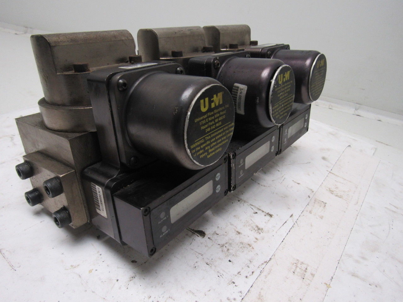 Universal Flow Monitor MSM-NSF10GPM-B-32V1.0-GTLI 10 GPM Flow Meter Triple Bank