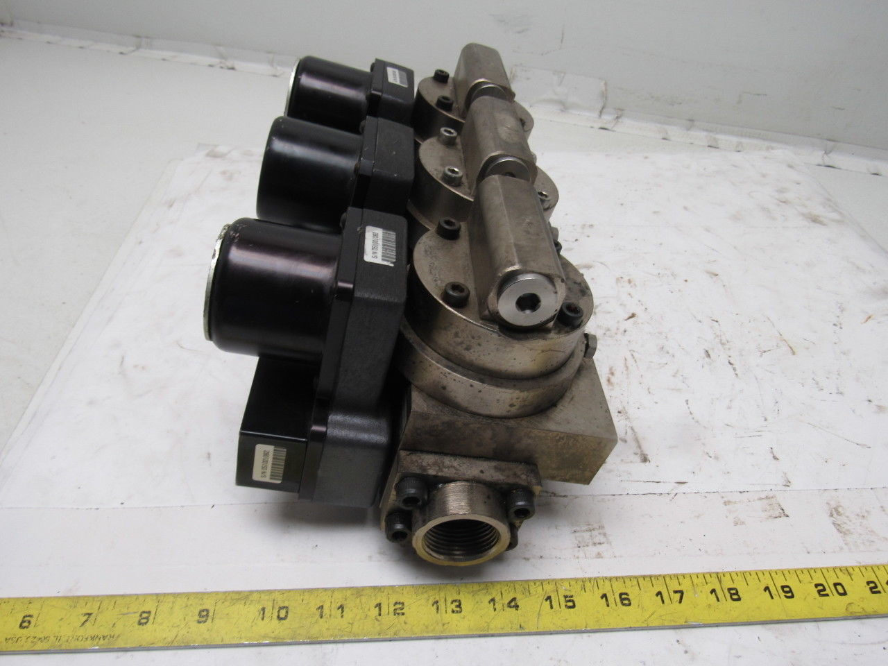 Universal Flow Monitor MSM-NSF5GPM-B-32V1.0-GTLI 5 GPM Flow Meter Triple Bank