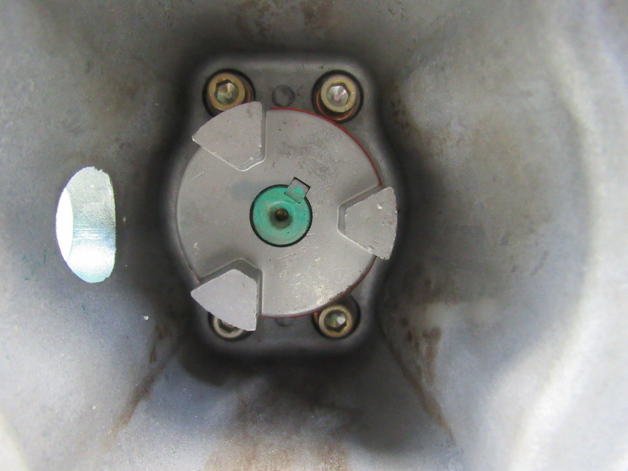 Baldor 176A15R14 15:1 Ratio 1750RPM 1.27Hp Input 117RPM Out Gear Reducer