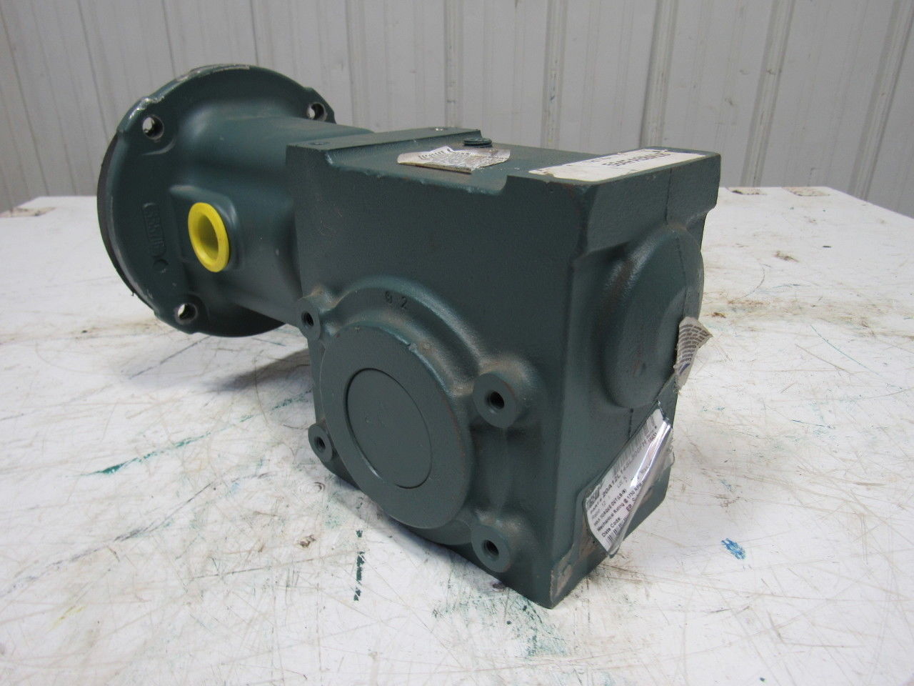 Dodge 20A12L14SL500FH 12:1 Ratio 1750RPM 1.92Hp Input 145RPM LH Out Gear Reducer