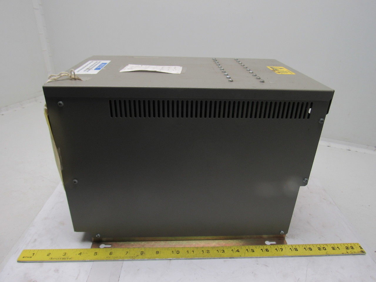 ISC 9200-10-02 120/230V 50/60Hz 10 Slot Chassis PLC Assembly