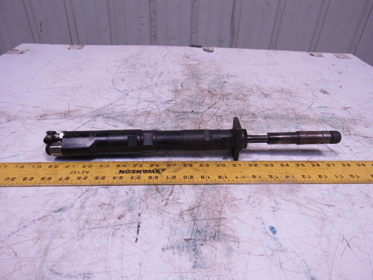 Atlas Copco LTD 28R8F-RR 3-8Nm 1100RPM Straight Inline Pneumatic Nutrunner