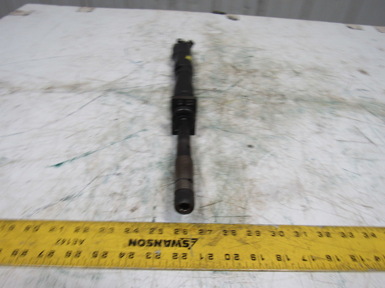 Atlas Copco LTD 28R8F-RR 3-8Nm 1100RPM Straight Inline Pneumatic Nutrunner