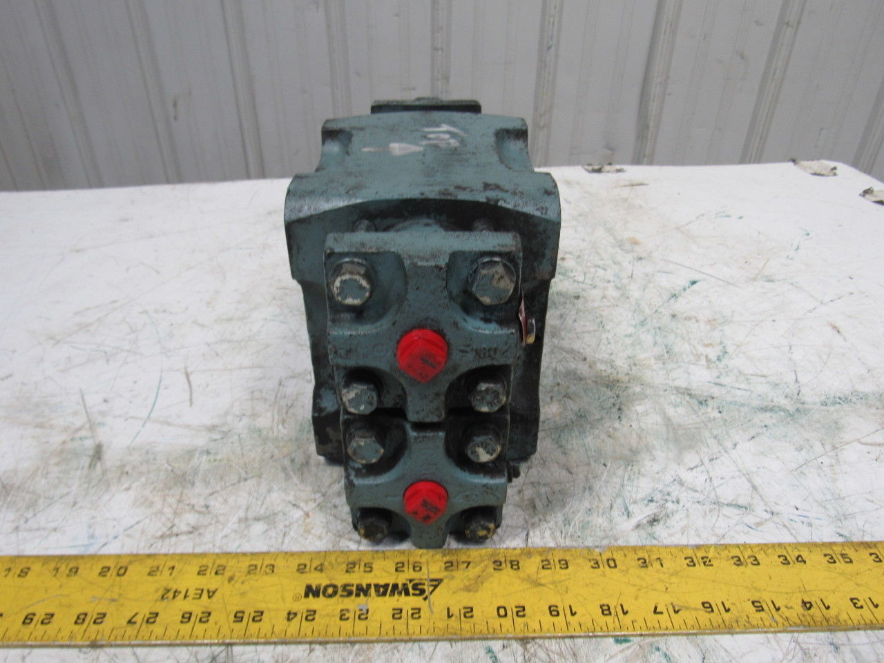 Flo-Tork 60° Rotation 1-1/2" Hollow Shaft Hydraulic Rotary Actuator