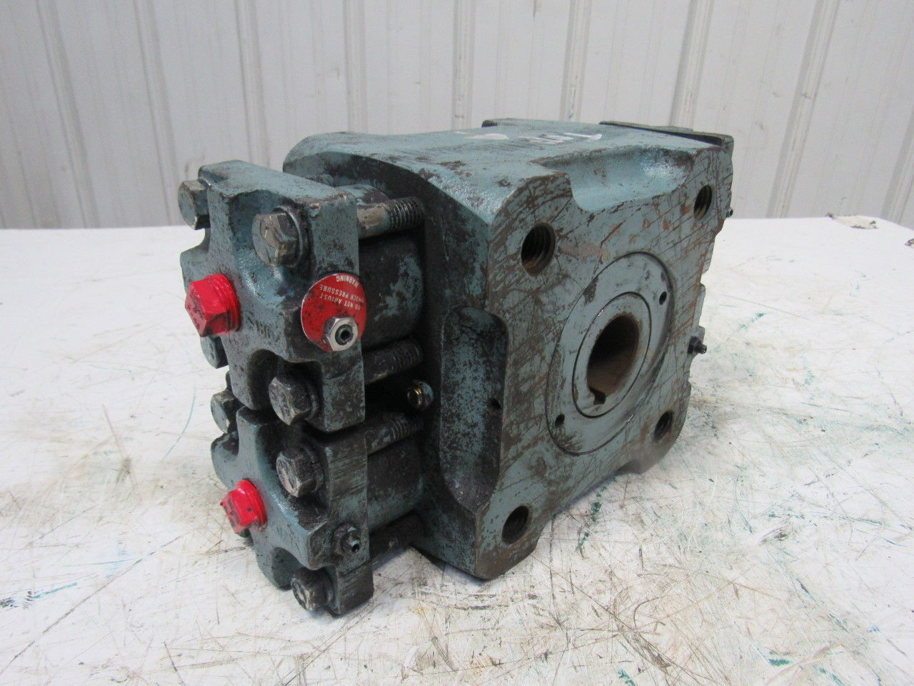 Flo-Tork 60° Rotation 1-1/2" Hollow Shaft Hydraulic Rotary Actuator