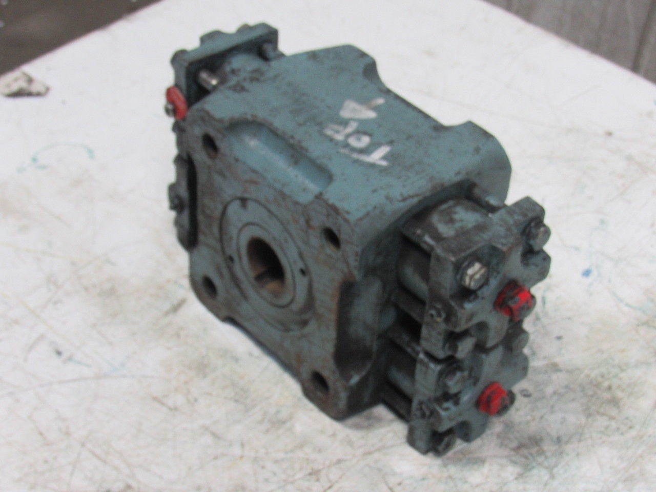Flo-Tork 60° Rotation 1-1/2" Hollow Shaft Hydraulic Rotary Actuator