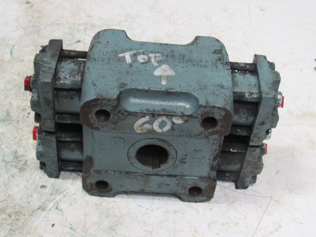 Flo-Tork 60° Rotation 1-1/2" Hollow Shaft Hydraulic Rotary Actuator