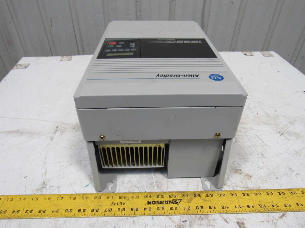 Allen Bradley 1336S-B007-AA-EN4-GM1-HA2 380-480V 50/60Hz 11KVA 0-400Hz AF Drive